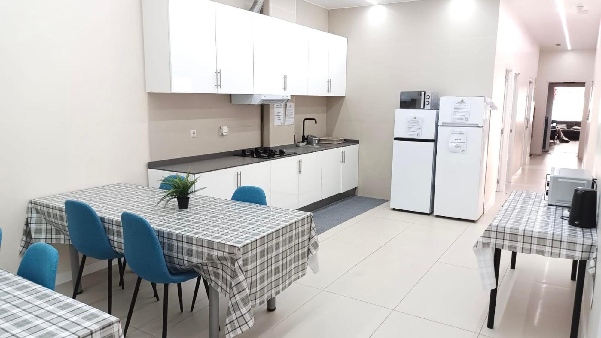 Hostel Sofia Мадрид Экстерьер фото
