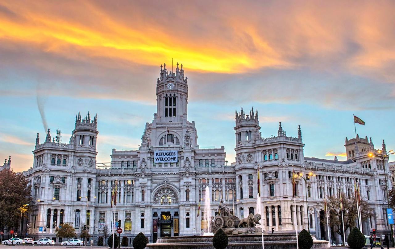 Hostel Sofia Мадрид Экстерьер фото